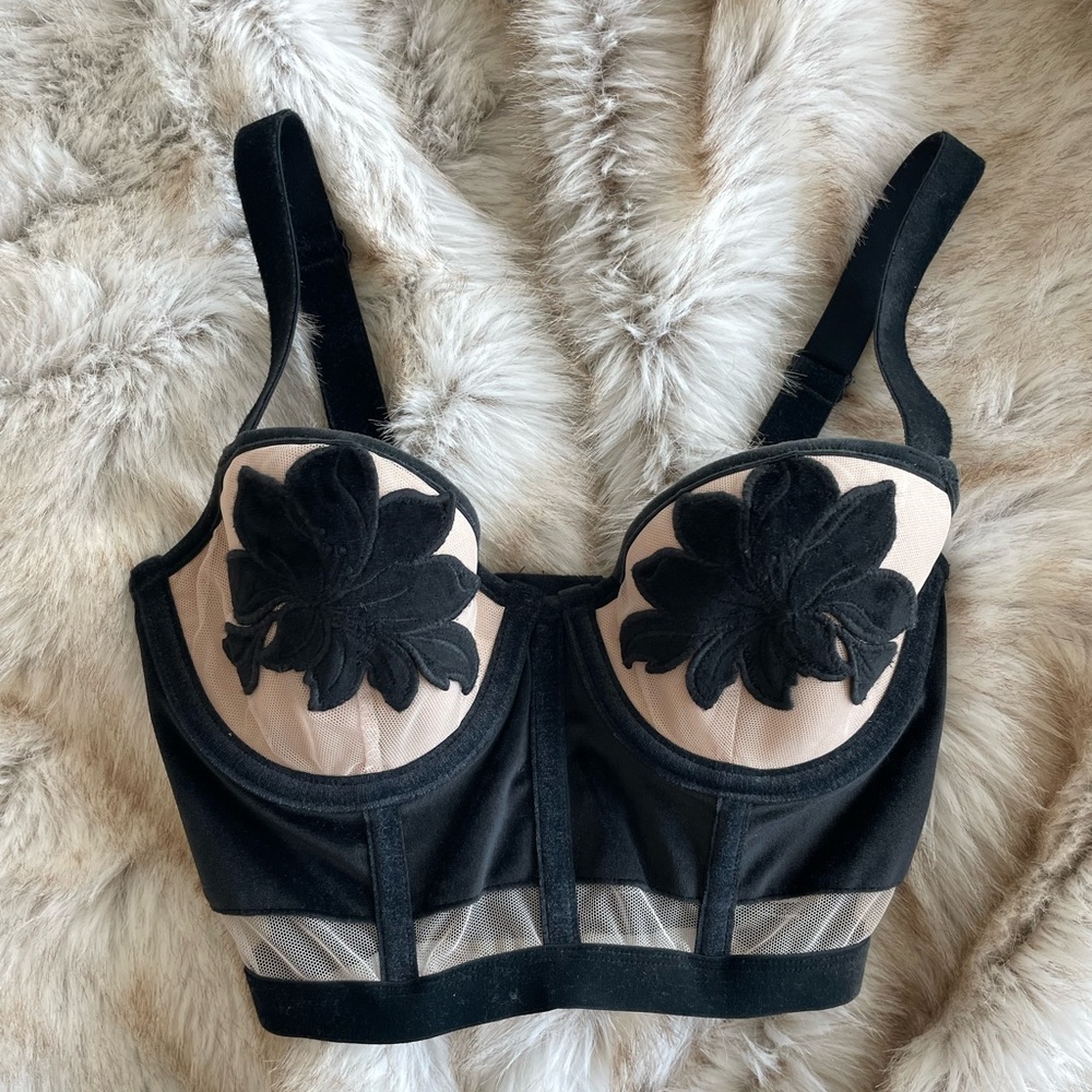 Victoria’s Secret corset 32C